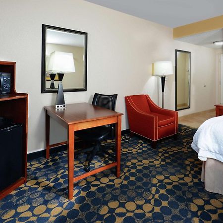 Hampton Inn&Suites Huntersville Buitenkant foto